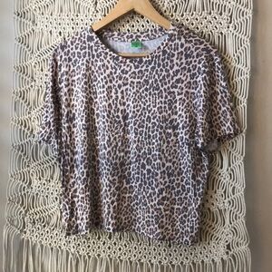 Honeydew Leopard print cropped XS tee shirt